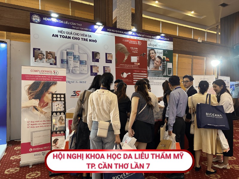 Gian hàng 3S Pharma Việt Nam luôn được nhiều bác sĩ quan tâm đến tham quan